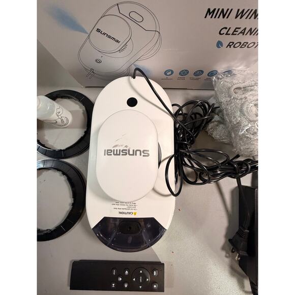 Sunsmai Window Cleaning Robot (Model W1) - Picture 3 of 11